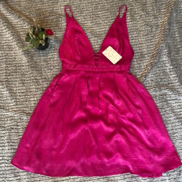 Free People Dresses & Skirts - NWT FREE PEOPLE PARTY DRESS SIZE 0